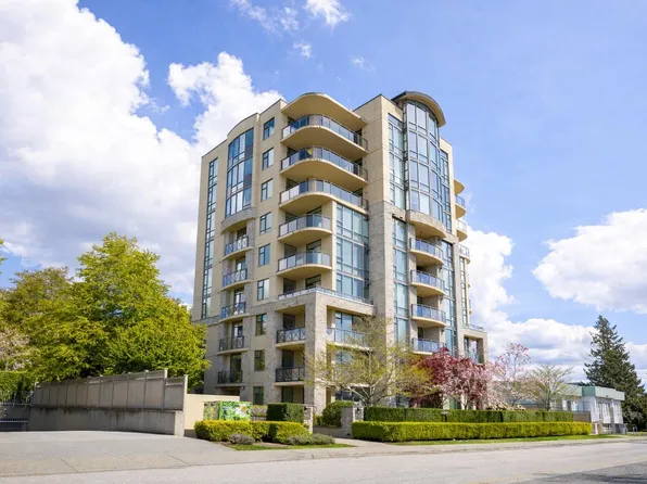 15445 Vine Ave #402, White Rock, BC V4B 2T3