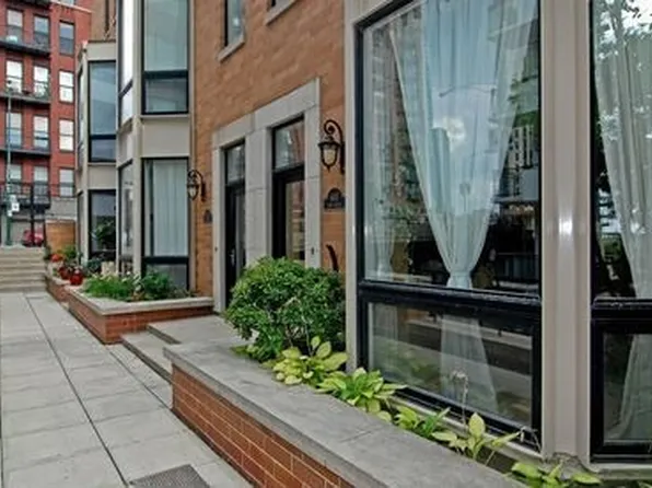 641 W Wayman St Unit B, Chicago, IL 60661