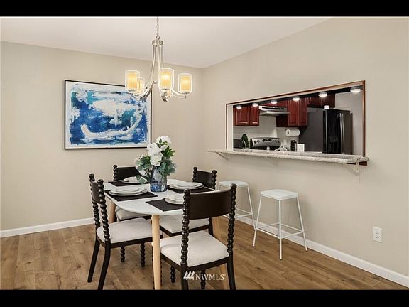 3rd image of 14777 NE 50th Pl