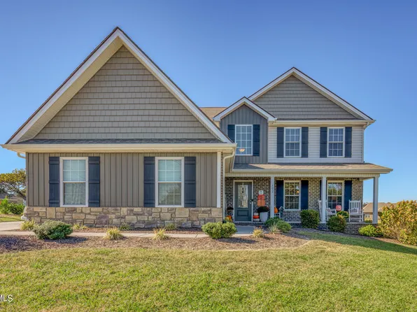 102 Mountain View Cir, Piney Flats, TN 37686