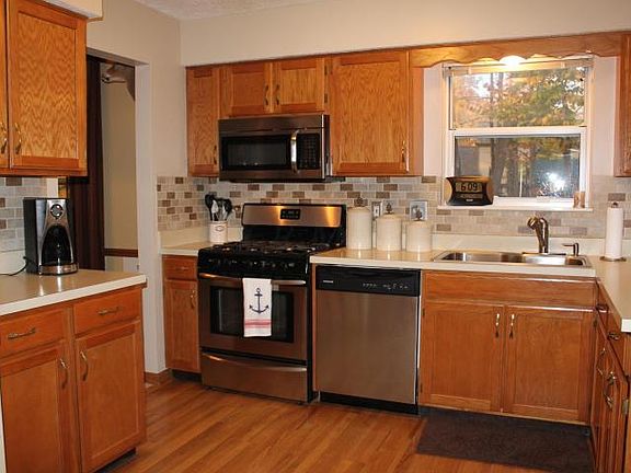 4th image of 496 Woodside Lake Dr
