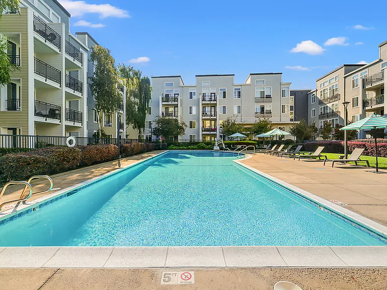 The Courtyards at 65th Street — Photo 27