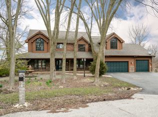 4501 Hillside Ct, Crystal Lake, IL 60012