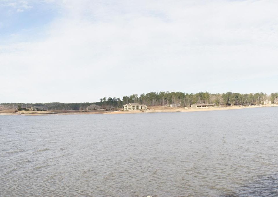 2nd image of 44 Ridgeview Point