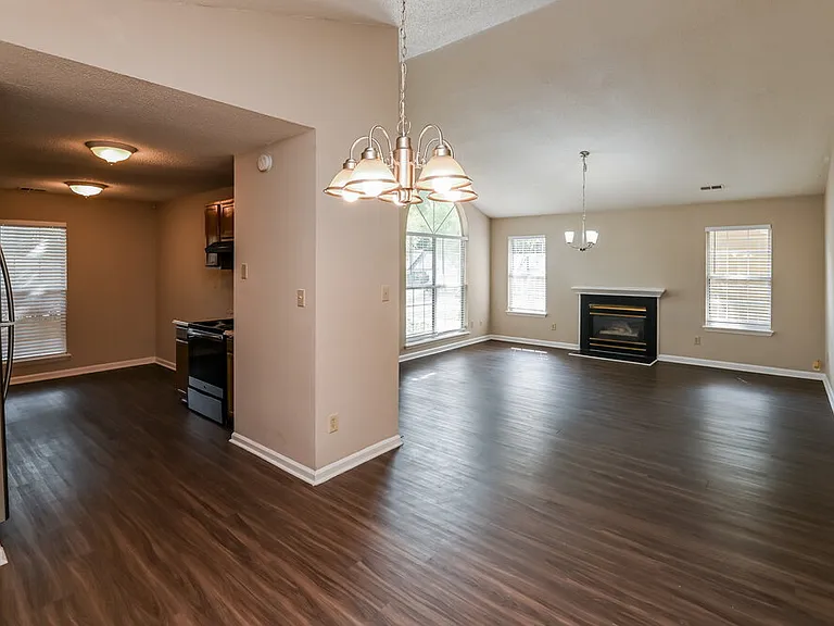 7434 Autumn Trail Dr — Photo 7