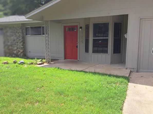 224 Dryad Ln, Little Rock, AR 72205
