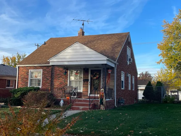 12630 Helen St, Southgate, MI 48195