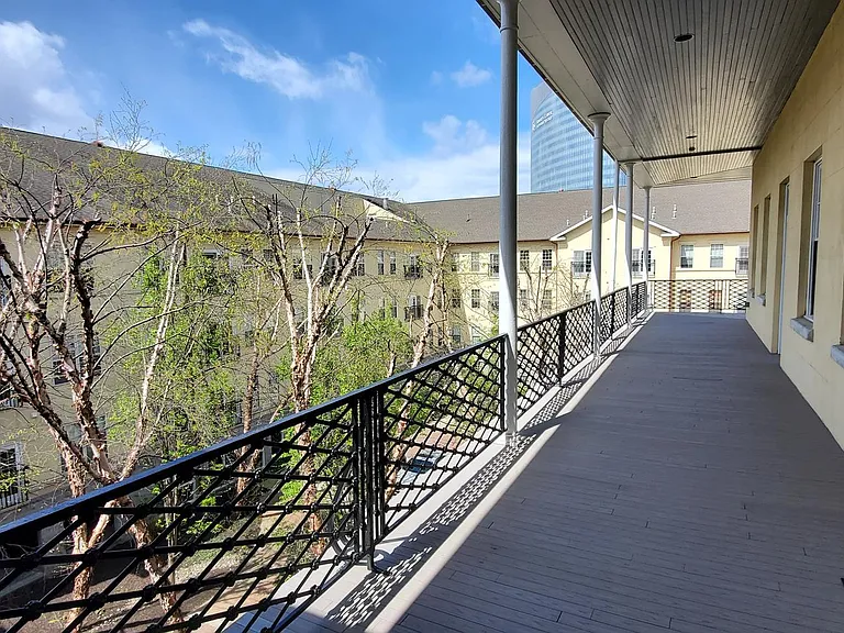 1 Academy Cir #311 — Photo 33