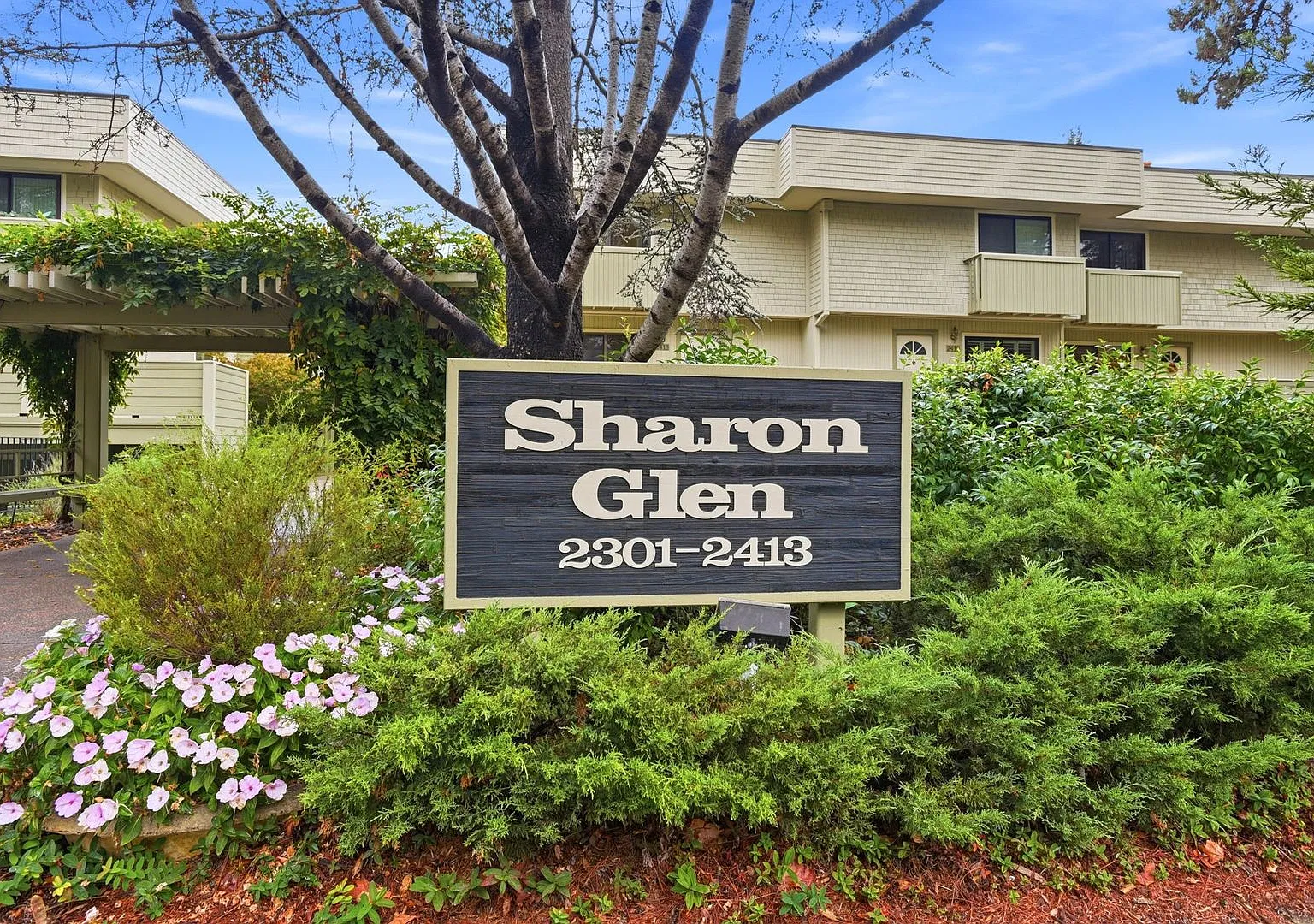 Gorgeous 2-Bedroom, 2-Bath Menlo Park Condo in a Prime Sand Hill-Adjacent Community — Photo 1