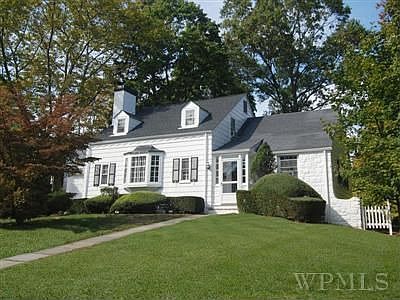 1st image of 39 Standish Dr