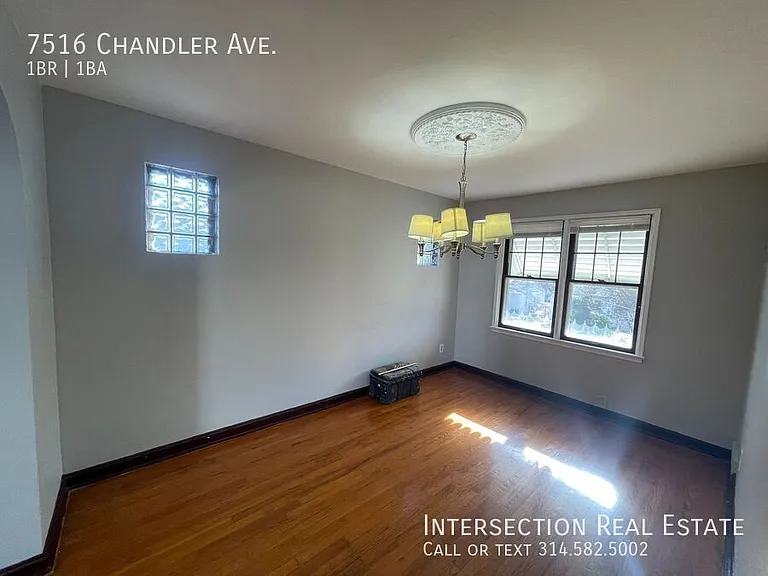 7516 Chandler Ave — Photo 7
