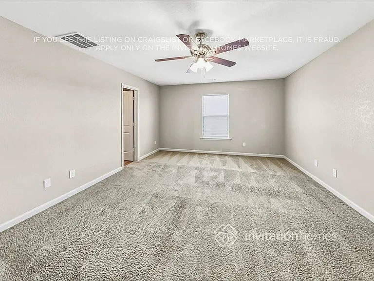 439 Vermeer Ct — Photo 10