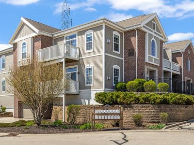 1540 Roxbury WAY #201, Waukesha, WI, 53186