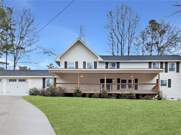 381 Brookwood Dr W, Dawsonville, GA 30534