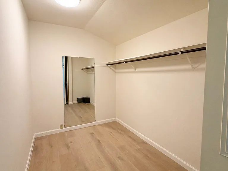 42932 Corte Galicia — Photo 7