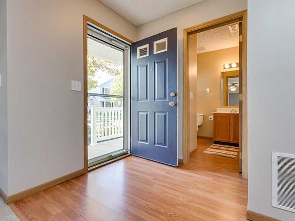 5th image of 8280 Tegmen St