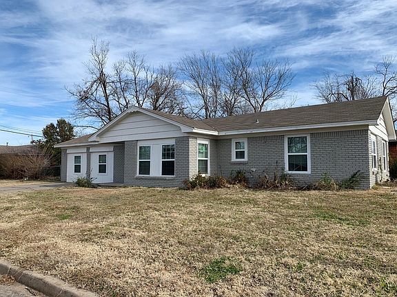 2nd image of 1857 Corrine Dr