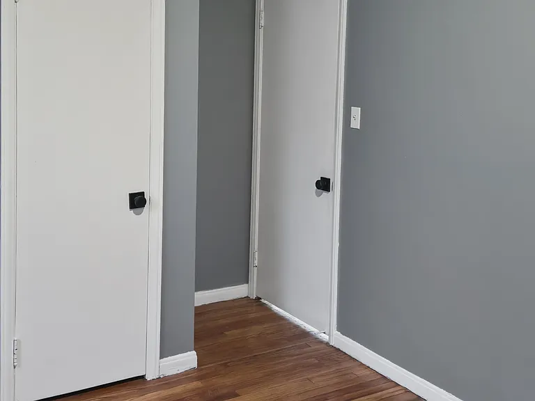 3625 Chatsworth St — Photo 10
