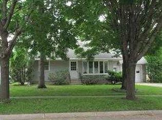 1511 15th St E, Glencoe, MN 55336