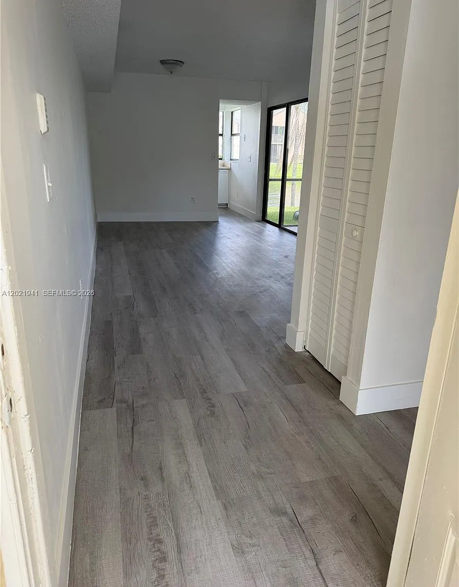 Lakeshore Condo 3 — Photo 1