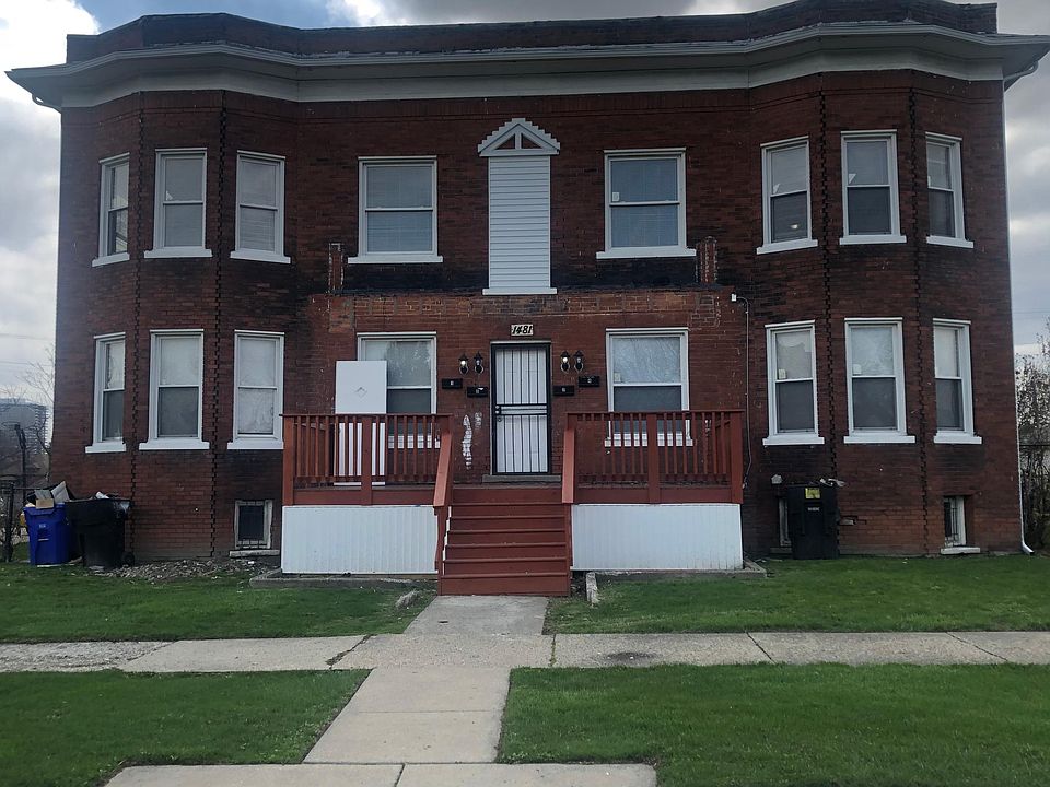 1st image of 1481 Saint Clair St #4
