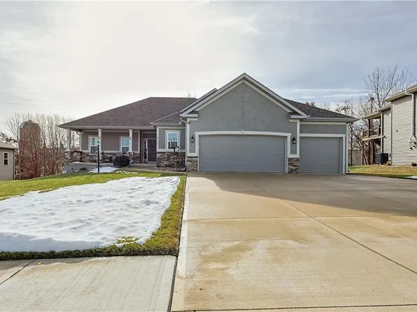 4116 Autumn Ridge Ct, Saint Joseph, MO 64505