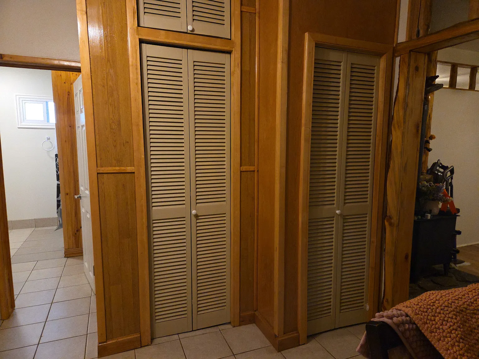 221 W Young St — Photo 3