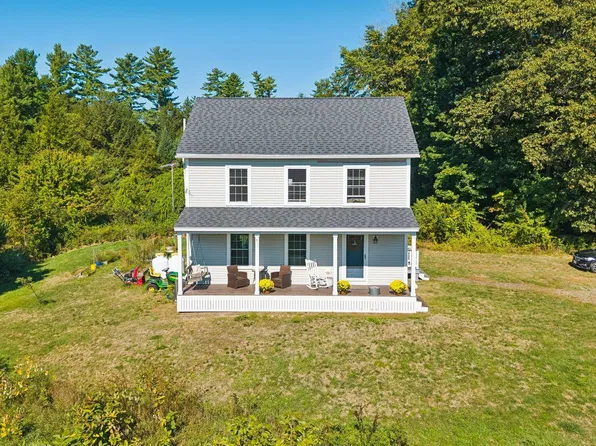 4 Captain Thomas Drive, Windham, ME 04062