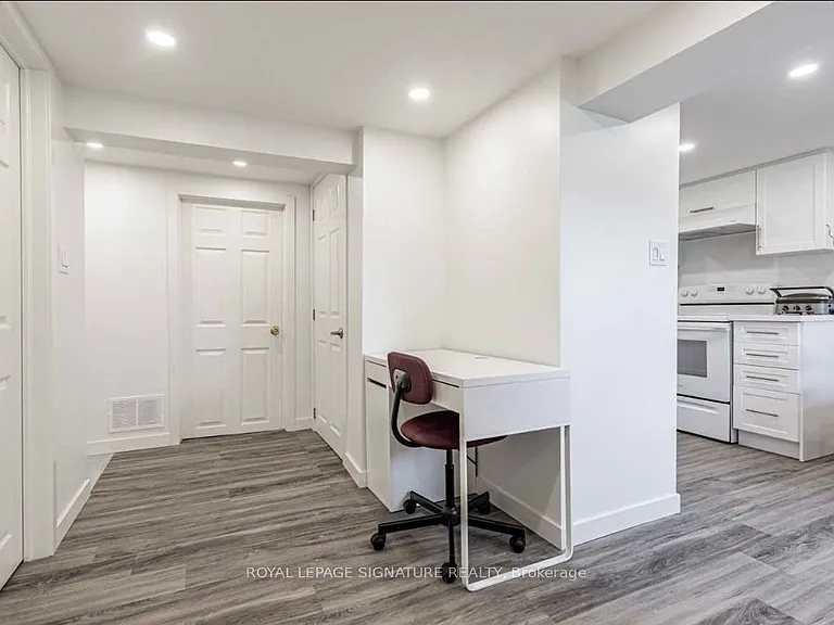 84 Peard Rd #3 — Photo 3