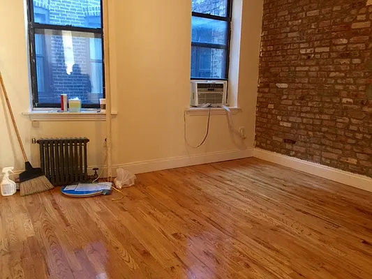 Rented by Crosstown Apartments NYC | media 10