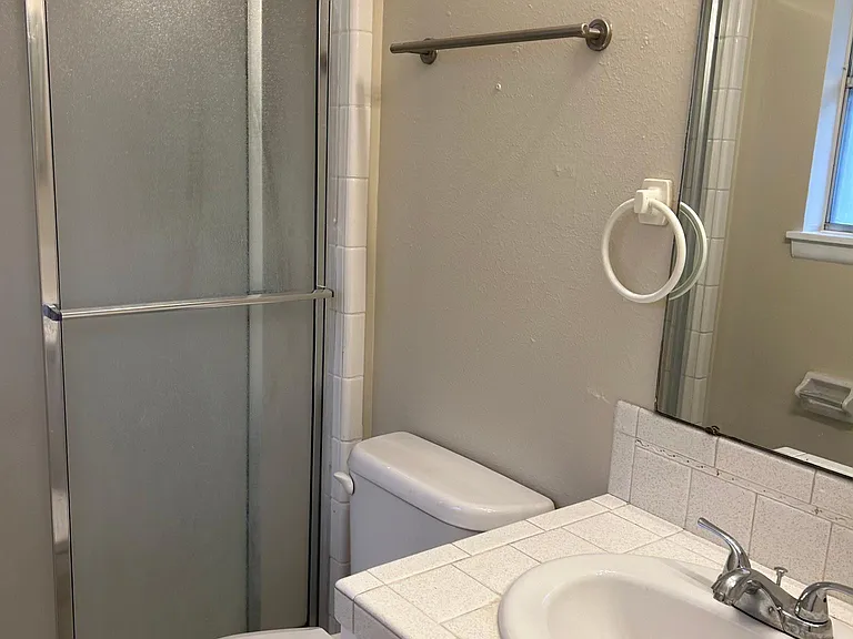 1003 Hazelton St #1003 — Photo 12