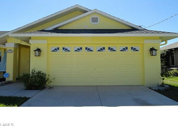 2nd image of 1812 NE 3rd Ct