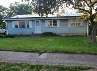 28 Pettit Dr, Meriden, CT 06451