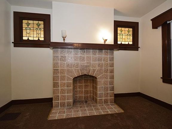 5th image of 2807 Brentwood Ave
