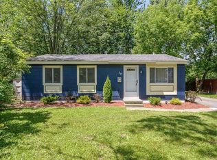 17 Englewood Ct, Ann Arbor, MI 48108