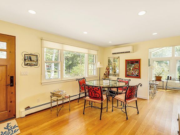 4th image of 49 Ocean Ave