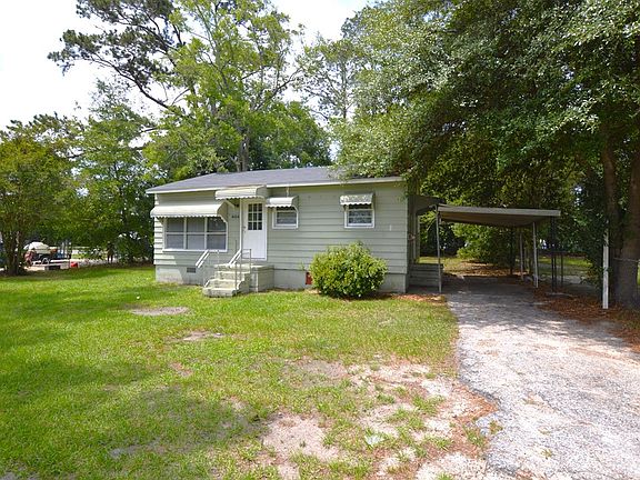 3rd image of 604 E Brookwood Dr