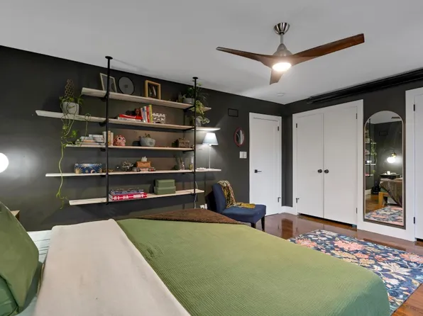 149 West 30th Street image 15 of 26