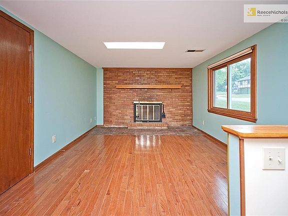 2nd image of 8206 E 79th Ter