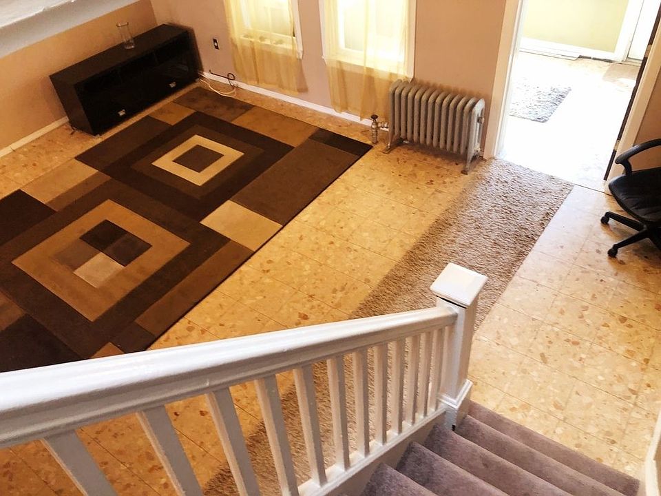 1st image of 21-23 37th St #1