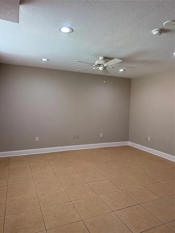 2 bed, 1.0 bath, 792 sqft, $2,250 — Photo 4