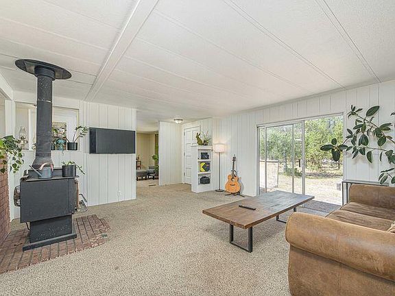 2nd image of 149471 Midstate Rd