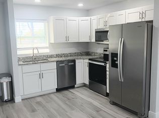 14506 Tamiami Trl, North Pt, FL 34287