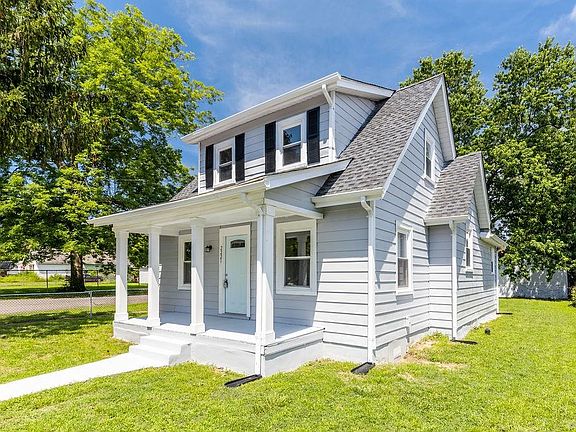 5th image of 2221 Richmond St