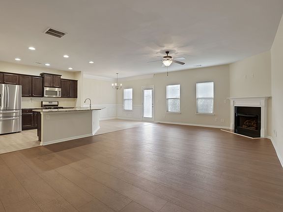 3rd image of 2526 Morgan Chase Dr