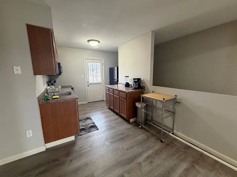 202 Wheaton Ct — Photo 10