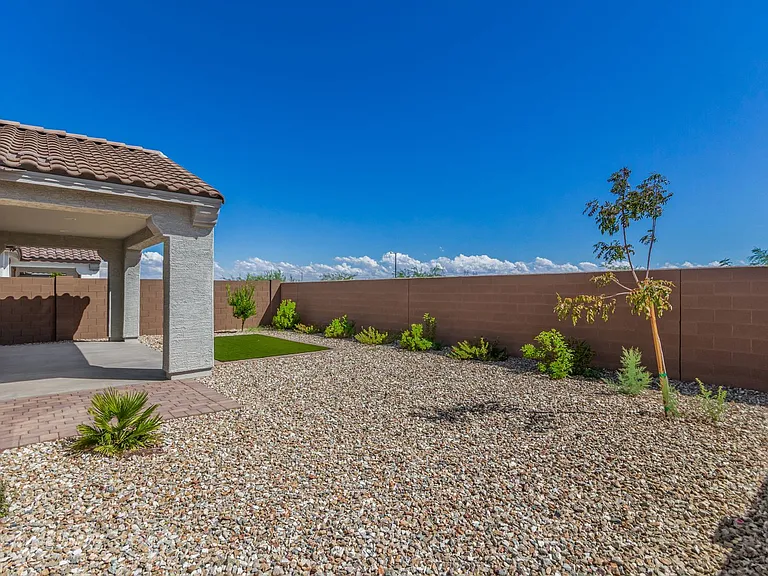 14807 W Soft Wind Dr — Photo 30