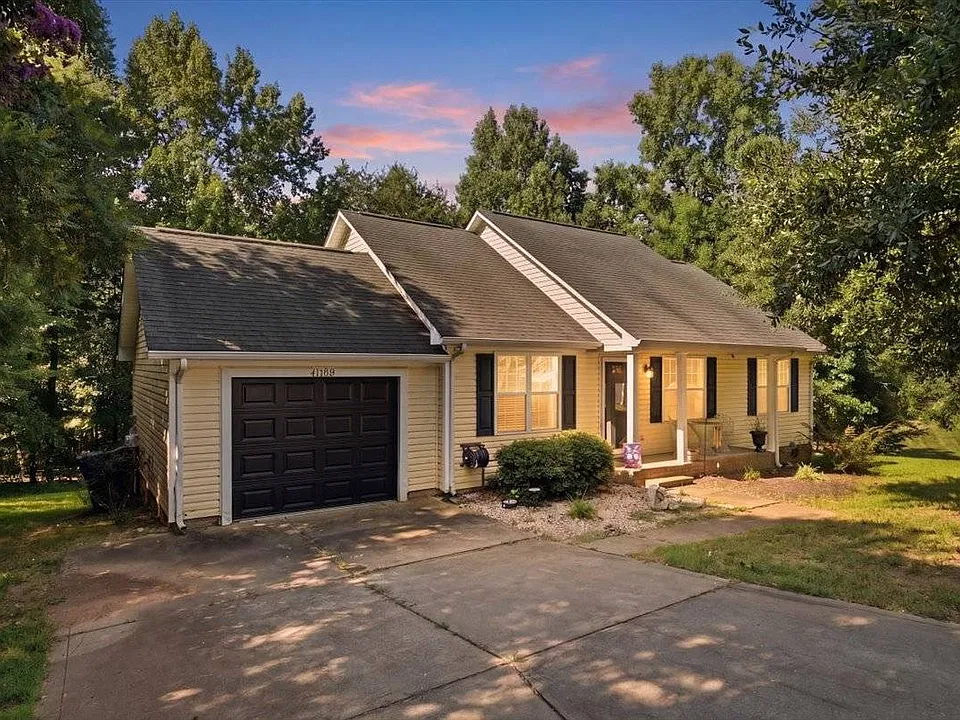 4089 Fallen Pine Rd