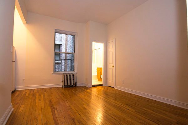 2nd image of 345 W 85th St APT 27