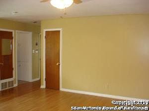 5th image of 4314 Waikiki Dr